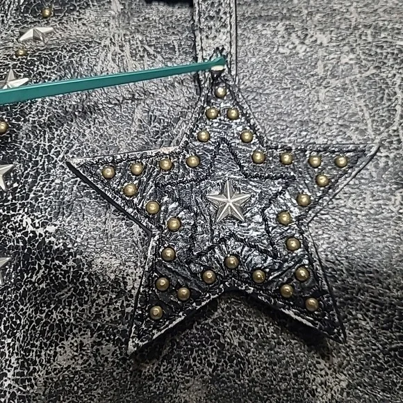 George Gina & Lucy Star Shoulder Bag Black Distressed Leather Handbag - Picture 3 of 16